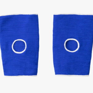 Ochraniacze na kolana zostały odpowiednio wyprofilowane, tak aby zapewniały komfort podczas użytkowania oraz największą możliwą ochronę. Mocne ściągacze uniemożliwiają zsuwanie się nakolannika, a wypełnienie pianką daję bezpieczeństwo przy upadkach przed kontuzjami. Nakolanniki siatkarskie Evolution Blue - Evolution