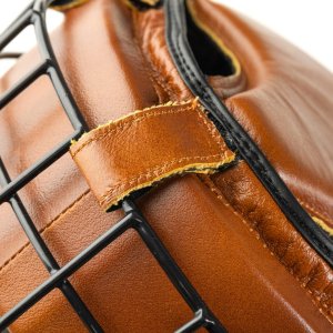 Kask bokserski treningowy ze skóry naturalnej z metalową kratą Retro Tan Evolution L OG-15LRT - Evolution